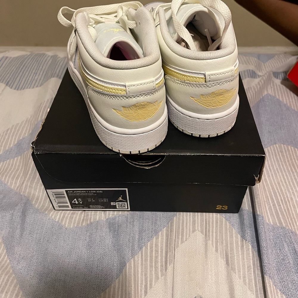 Air Jordan 1 Low